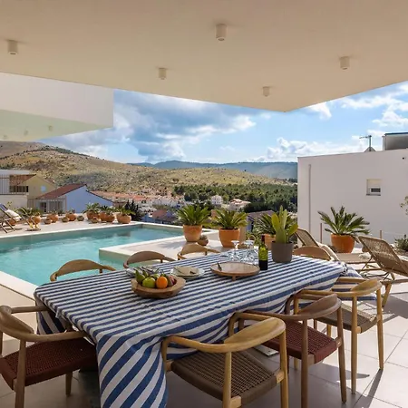 Luxurious In Tatil Evi